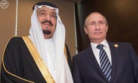 Presiden Rusia dan Raja Arab Saudi berbahas tentang masalah-masalah internasional yang penting