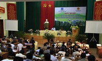Menggelarkan Program  Sains dan Teknologi untuk kebutuhan membangu pedesaan baru daerah Tay Nguyen
