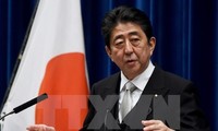 PM Jepang, Shinzo Abe  berkomitmen akan mendorong perundingan  tentang sengketa wilayah dengan Rusia