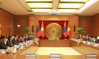 Vietnam menghargai perkembangan hubungankerjasama dan persahabatan dengan Mongolia