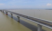 Hai Phong- Kotanya  jembatan-jembatan