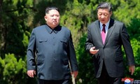 Pemimpin RDRK, Kim Jong-un melakukan kunjungan di Tiongkok