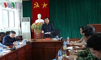 Deputi PM Viet Nam, Trinh Dinh Dung memberikan bimbingan untuk mengatasi akibat  hujan dan banjir di Provinsi Lai Chau