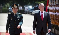 AS dan Tiongkok  mengadakan dialog secara “terbuka dan tulus”