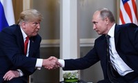 Pertemuan puncak Rusia-AS membantu membongkar sumbu ledak perang diplomatik