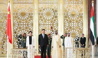 Tiongkok dan Uni Emirat Arab sepakat meningkatkan hubungan  kemitraan strategis dan komprehensif.