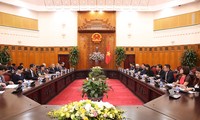Deputi PM Viet Nam, Vuong Dinh Hue menerima Dewan Pendorongan Diplomasi Rakyat Jepang
