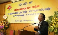 Mendorong  kerja sama dan persahabatan rakyat Viet Nam dan AS