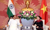 Nguyen Thi Kim Ngan , Ketua MN VN, menerima Vankaiah Naidu,Wapres India, Ketua Majelis tinggi 