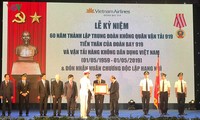 PM Viet Nam,  Nguyen Xuan Phuc menghadiri acara peringatan ultah ke-60 berdirinya Skuadron  Penerbangan 919