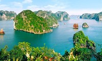 Berwisata ke Teluk Ha Long-obyek wisata yang menarik bagi  para wisatawan