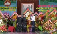 Pembukaan  mega upacara peringatan HUT ke-80 lahirnya agama Buddha mazhab Hoa Hao