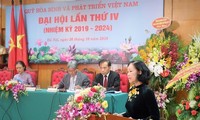 Terus mengembangkan hasil-guna kegiatan Dana demi Perdamaian dan Perkembangan Vietnam