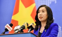 Vietnam  tidak mengakui  apa yang dinamakan “sembilan garis putus-putus”  yang diklaim Tiongkok  di Laut Timur