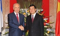 Le Président israélien termine avec succès sa visite au Vietnam