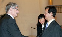 Visite du Président du Parlement danois au Vietnam