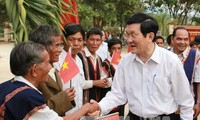 Le Président vietnamien à Kon Tum et  Gia Lai