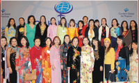 Nguyen Thi Doan au 22ème Sommet mondial des femmes, tenu en Grèce