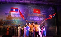 Le ministère de la sécurité publique fête les 50 ans des relations Vietnam-Laos