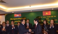 Accord de coopération entre la Voix du Vietnam et la Radio nationale du Cambodge