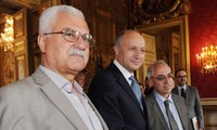Syrie : Georges Sabra élu président du Conseil national syrien