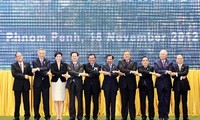 Nguyen Tan Dung aux conférences connexes du sommet de l’ASEAN