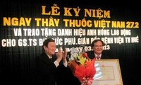 Truong Tan Sang à la célébration de la Journée des médecins à Thua Thien-Huê