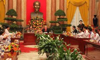 Le président Truong Tan Sang reçoit des enfants en situation difficile