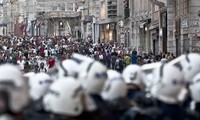 Turquie: La police disperse les manifestants à Istanbul