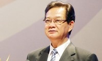 Prime Minister Nguyen Tan Dung attends ASEAN summit in Brunei