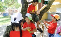 Around 450,000 USD donated to build schools on Sinh Ton island 