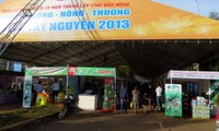 Industry-agriculture- trade fair opens in Central Highlands 