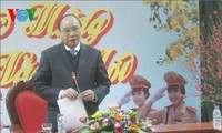 Deputy PM Nguyen Xuan Phuc asks for traffic safety during Tet