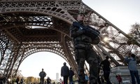 Hunting terrorists behind Paris attacks