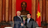 President Truong Tan Sang receives Governor of Saint Petersburg