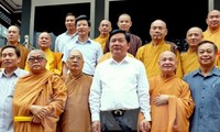 VFF leaders congratulate Buddhist dignitaries and followers in HCMC