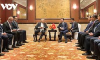 President Vo Van Thuong meets Sri Lankan President