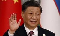 Chinese top leader begins state visit to Vietnam