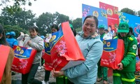 Cao Bang delivers 3,000 Tet gifts to workers