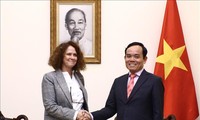 Vietnam, World Bank discuss measures to speed up WB-funded projects