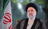Iranian President dies in helicopter crash