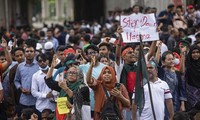 Political instability pushes Bangladesh toward uncertain future
