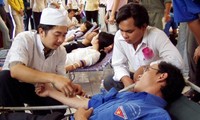 Nearly 1 percent of Vietnamese population donates blood