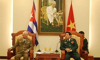 VNese Defence Minister: Vietnam’s military policy is of peace and self-defence