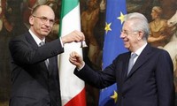 Italy’s coalition government sworn in 