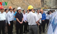 Deputy PM calls for improving people’s lives in Son La, Lai Chau hydro power projects