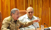 Cuba to analyze adjustments in economic model