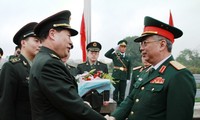 Vietnamese-Sino military border talk begins