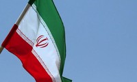 Iran urges full sanction relief 