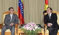 Vietnam, Venezuela boost cooperation in various areas